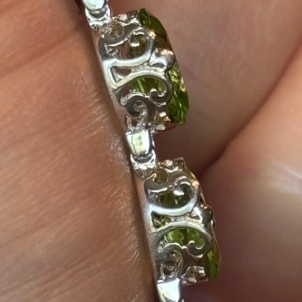 925 Sterling Silver Oval Peridot Tennis Bracelet 24.60ctw Green Gemstones 7.5